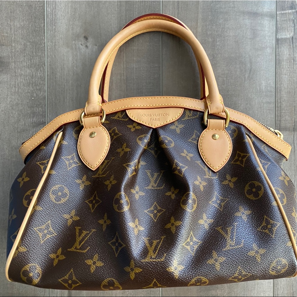 Authentic Louis Vuitton Tivoli PM - Like New!